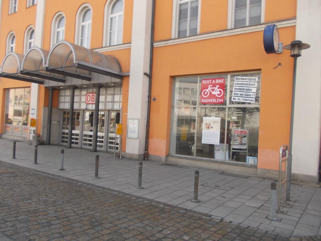 Hotel Im Bahnhof Passau Exterior foto